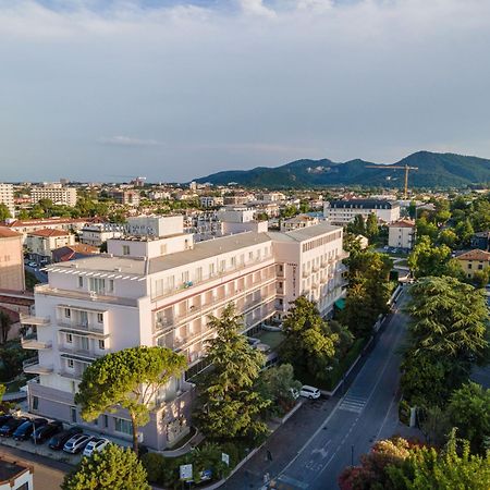 Hotel Terme Helvetia Abano Terme Extérieur photo