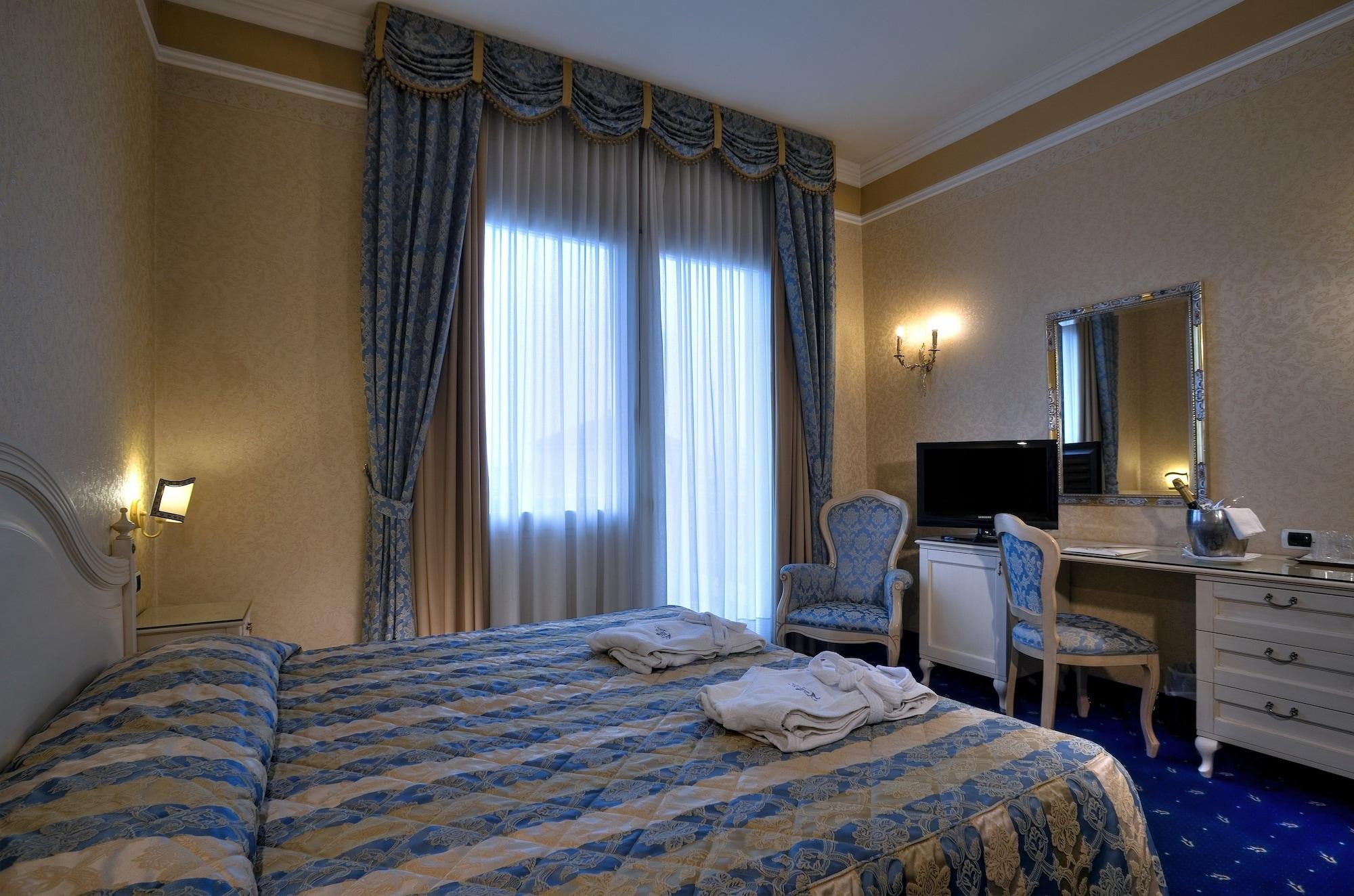 Hotel Terme Helvetia Abano Terme Extérieur photo