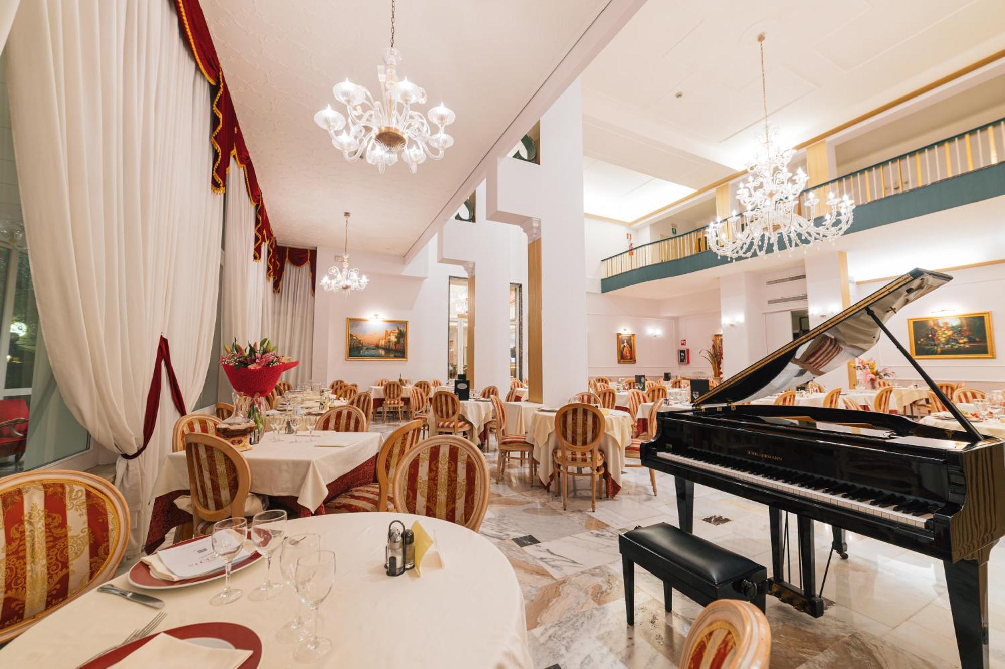 Hotel Terme Helvetia Abano Terme Extérieur photo